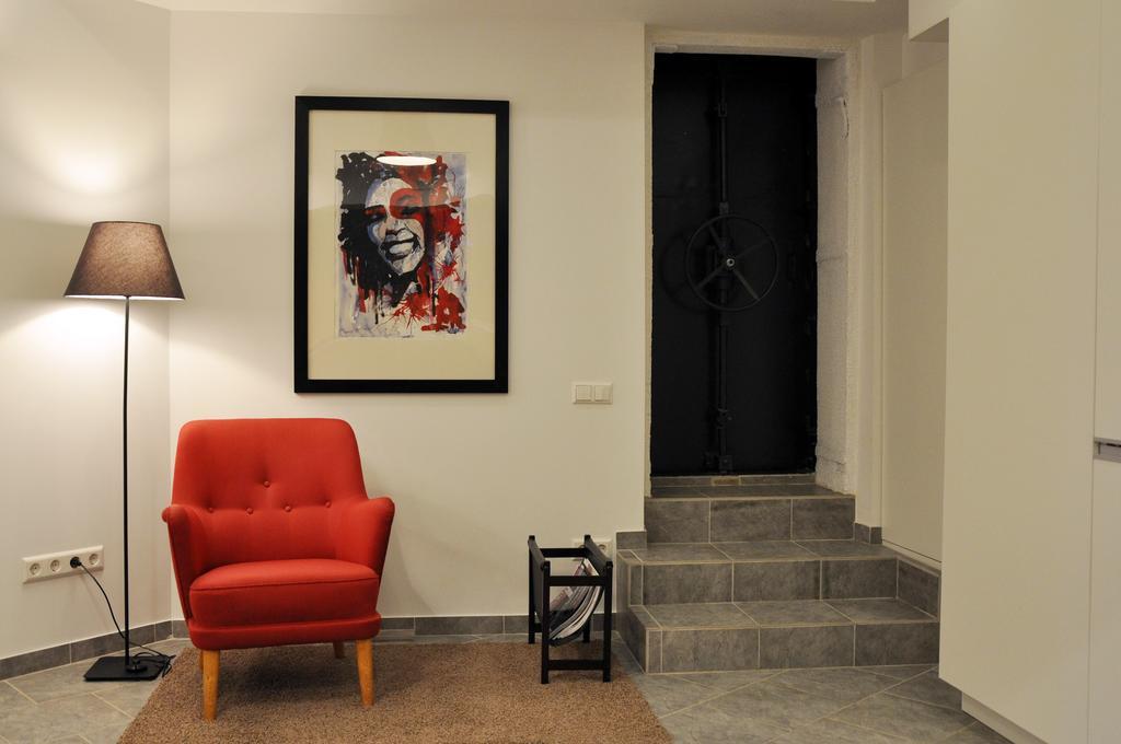 Bomb Shelter apartment Wilna Zimmer foto
