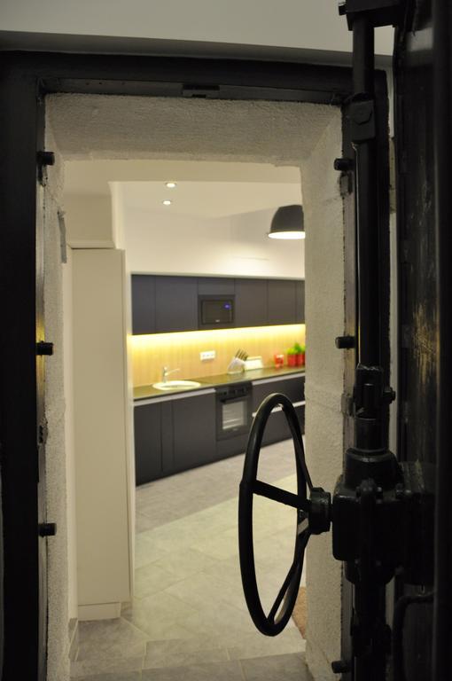 Bomb Shelter apartment Wilna Zimmer foto